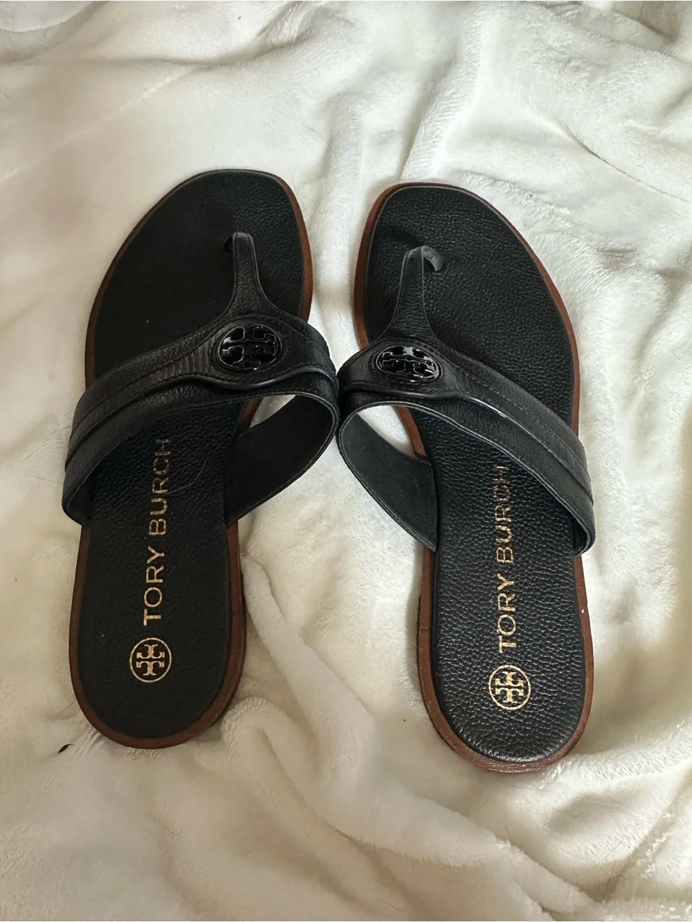 Tory Burch Carson Black Leather Thong Welt Sandals - Size 9